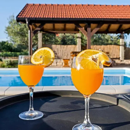 Сasa de vacaciones Gorgeous In With Wifi Drinovci