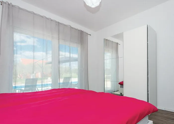 Casa vacanze Gorgeous In With Wifi Drinovci